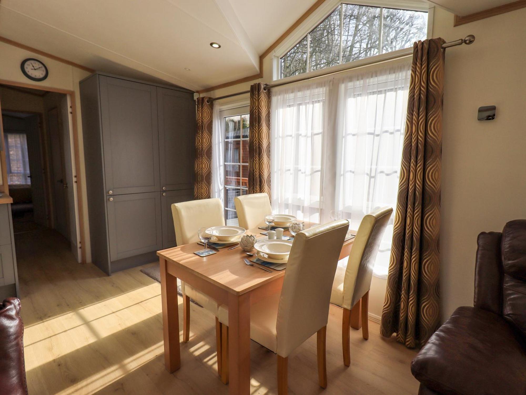 Villa Squirrels Snug à Windermere Extérieur photo